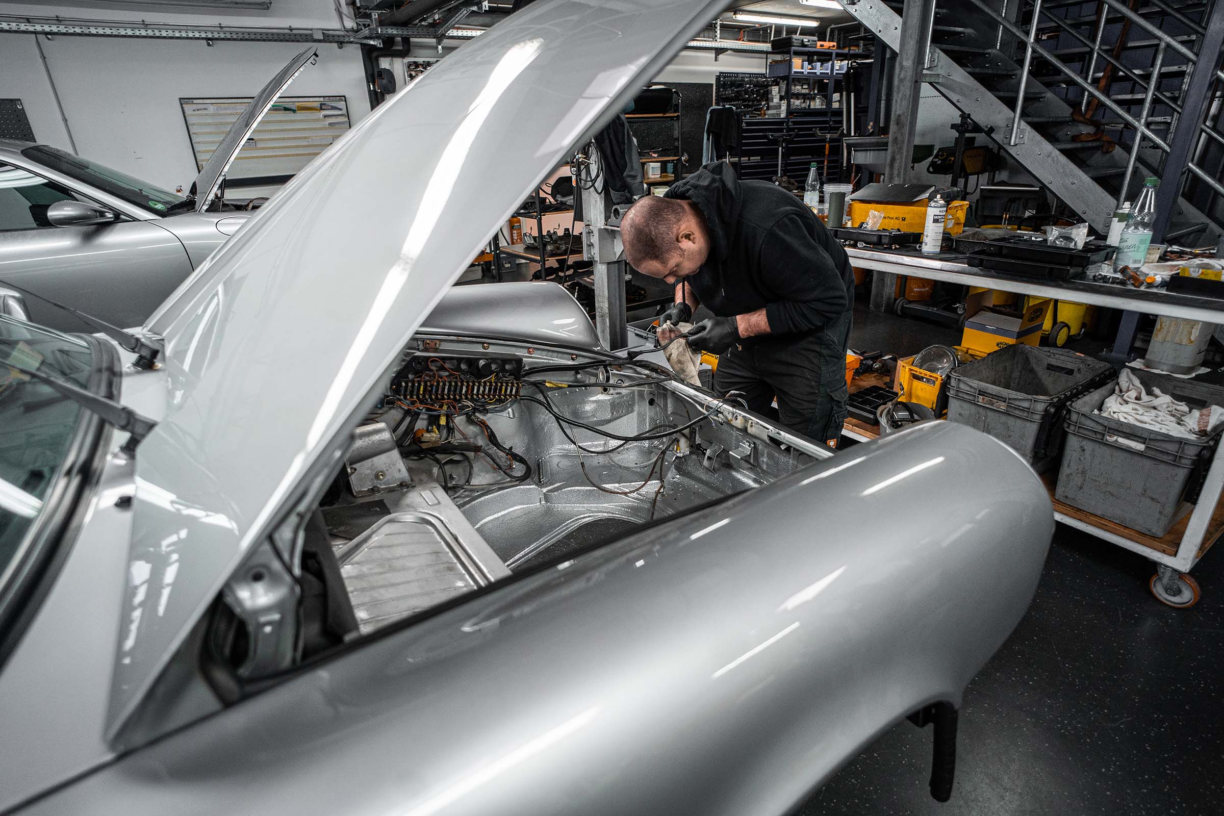 Dronia Porsche Werkstatt Dronia Porsche Werkstatt